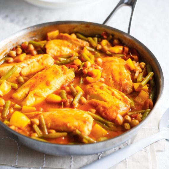 Casserole de poisson aux tomates et aux haricots