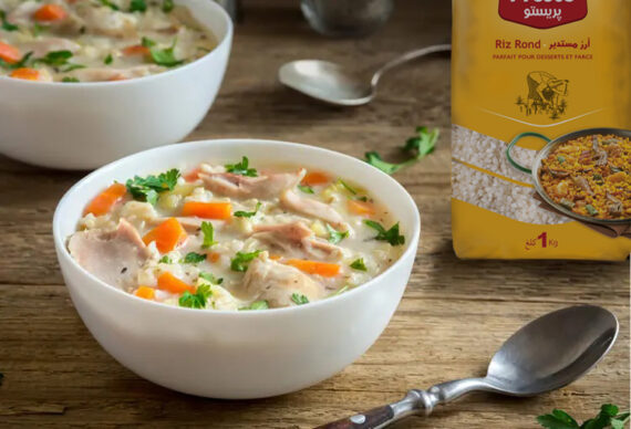 Soupe au poulet et riz